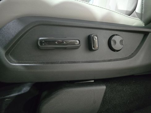 Certified 2025 Honda Pilot EX-L image 26