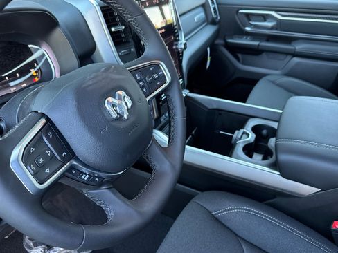 New 2026 RAM 1500 4x4 Crew Cab image 9