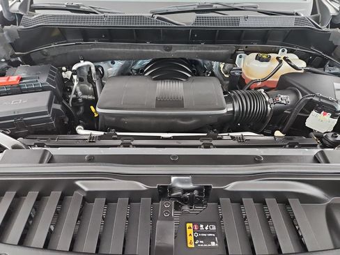 Certified 2023 Chevrolet Silverado 1500 LT AWD/4WD image 35