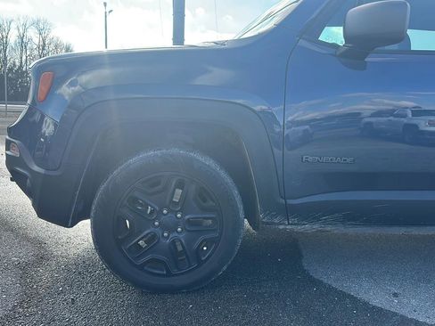 Used 2021 Jeep Renegade Sport image 7