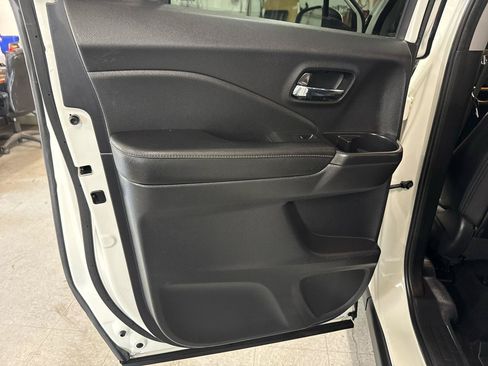 Used 2017 Honda Ridgeline RTL image 36
