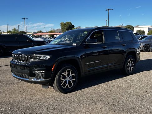 New 2025 Jeep Grand Cherokee L Limited w/ Trailer Tow Package image 2