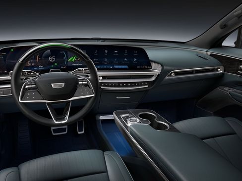 New 2025 Cadillac Lyriq Sport image 26