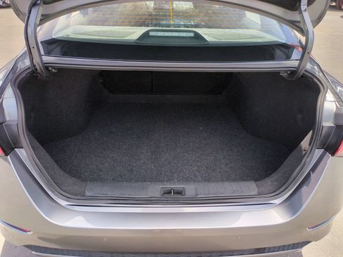 Used 2025 Nissan Sentra SV FWD image 28
