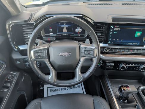 Used 2022 Chevrolet Silverado 1500 RST w/ Convenience Package II AWD/4WD image 15