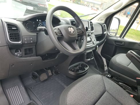 New 2025 RAM ProMaster 1500 w/ Quick Order Package 22G SLT image 15