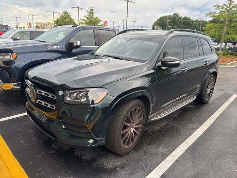 Used 2023 Mercedes-Benz GLS 450 4MATIC image 3