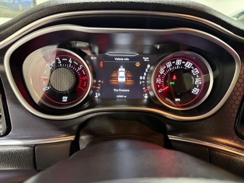 Used 2016 Dodge Challenger R/T Plus RWD image 18