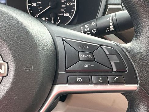 Used 2024 Nissan Altima 2.5 SV image 25