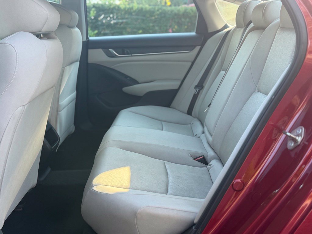 Used 2018 Honda Accord LX image 12