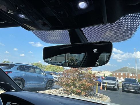 Used 2019 Volkswagen GTI SE w/ SE Experience Package image 28