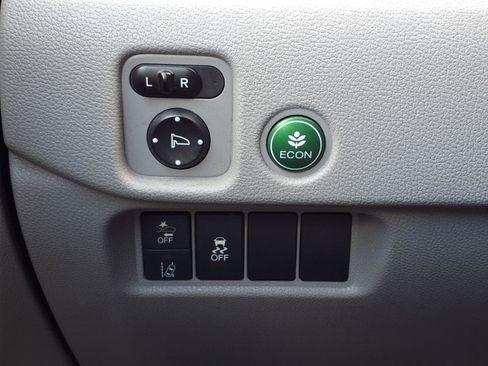 Used 2019 Honda Pilot LX image 9