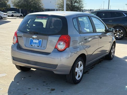 Used 2009 Chevrolet Aveo5 LT image 5