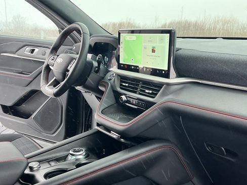 Used 2025 Ford Explorer ST-Line w/ Premium Package image 29