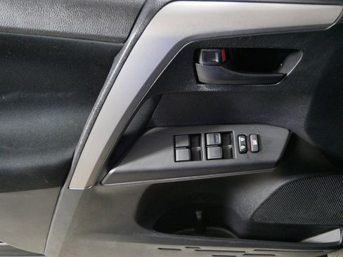 Used 2017 Toyota RAV4 LE w/ All Weather Liner Package AWD/4WD image 19