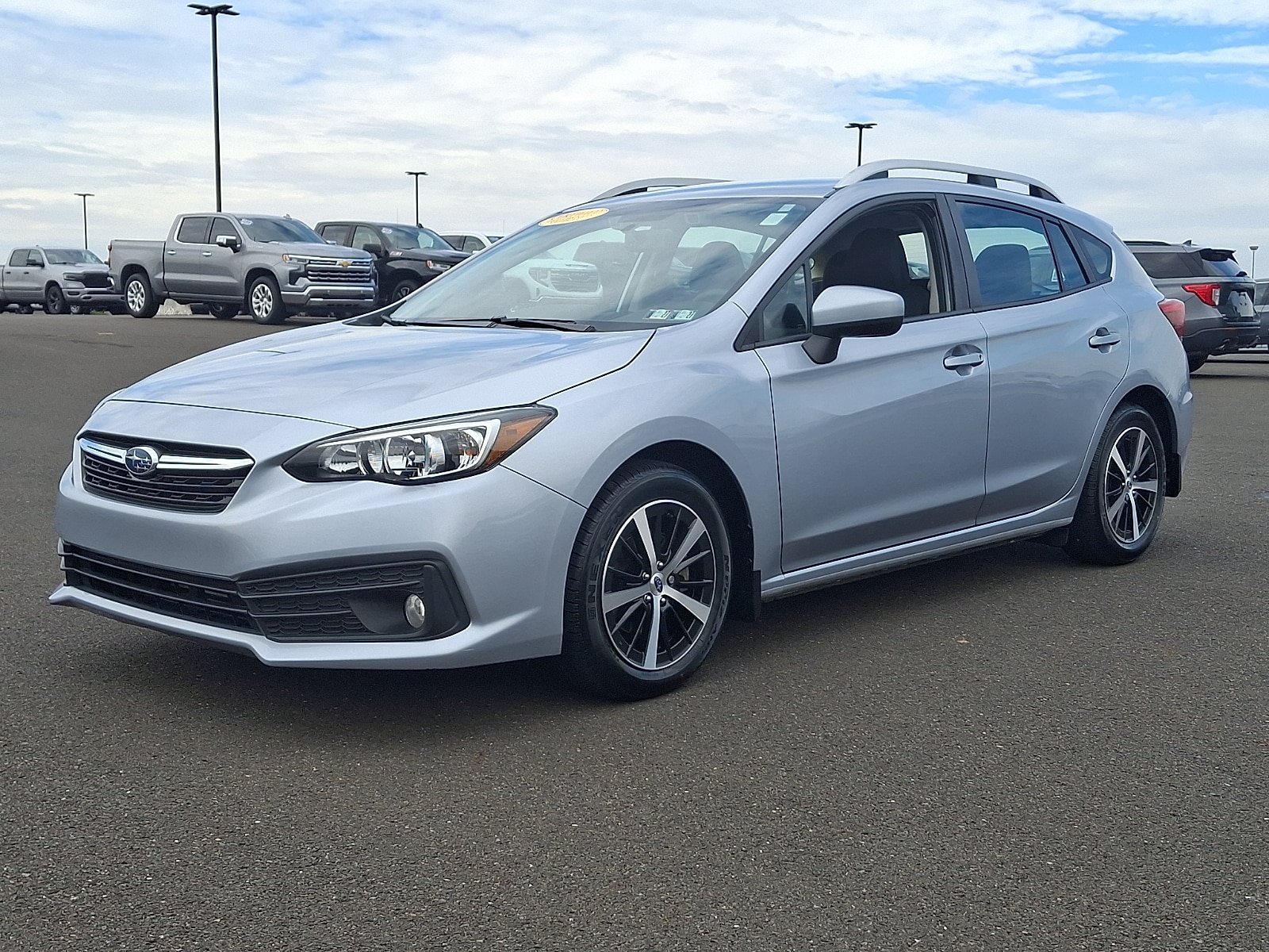 Certified 2022 Subaru Impreza 2.0i Premium w/ Popular Package #3 AWD/4WD image 3