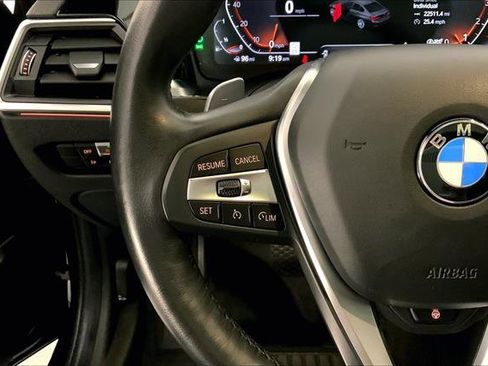 Used 2019 BMW 330i xDrive Sedan w/ Premium Package image 18