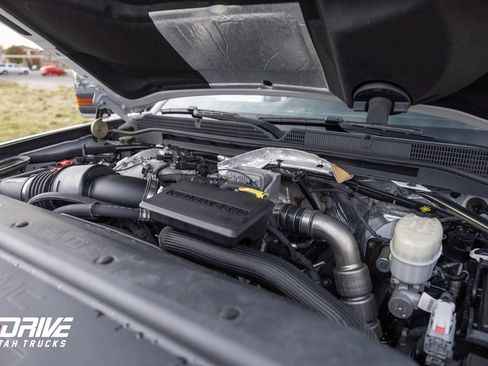 Used 2018 GMC Sierra 2500 SLT w/ Duramax Plus Package image 30