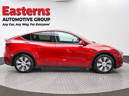 Used 2021 Tesla Model Y Long Range image 4