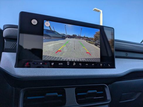 New 2025 Ford Maverick XLT w/ XLT Luxury Package image 20