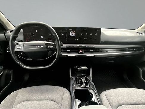 Certified 2025 Kia K4 EX FWD image 7