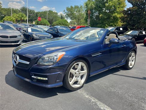 Used 2015 Mercedes-Benz SLK 350 image 6