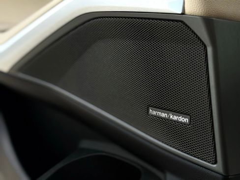 Used 2019 BMW 330i Sedan image 15