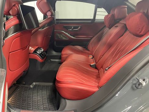 Used 2024 Mercedes-Benz S 63 AMG S image 25