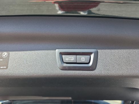 Used 2025 BMW X1 xDrive28i w/ Technology Package image 11