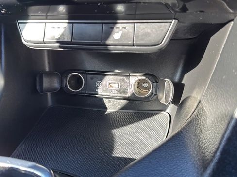 Used 2018 Kia Sportage EX image 19