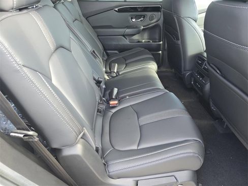 New 2025 Honda Pilot EX-L image 21