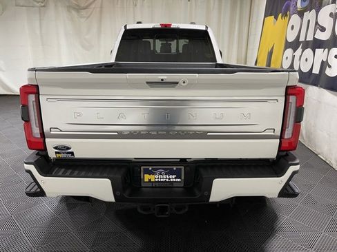 Used 2024 Ford F450 Platinum image 5
