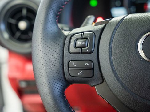 Used 2025 Lexus IS 350 F Sport w/ Navigation Package image 31