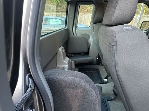 Used 2011 Ford Ranger XLT image 12