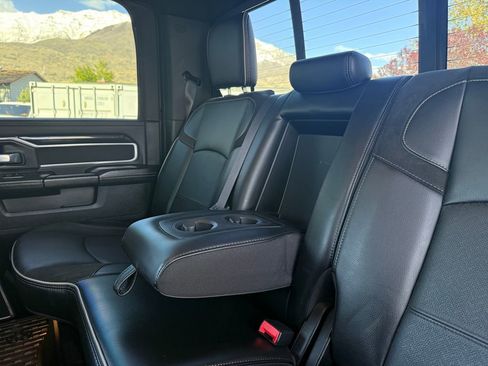 Used 2022 RAM 2500 Laramie AWD/4WD image 29