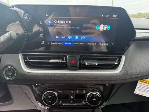 New 2026 Chevrolet TrailBlazer LT w/ Convenience Package image 12