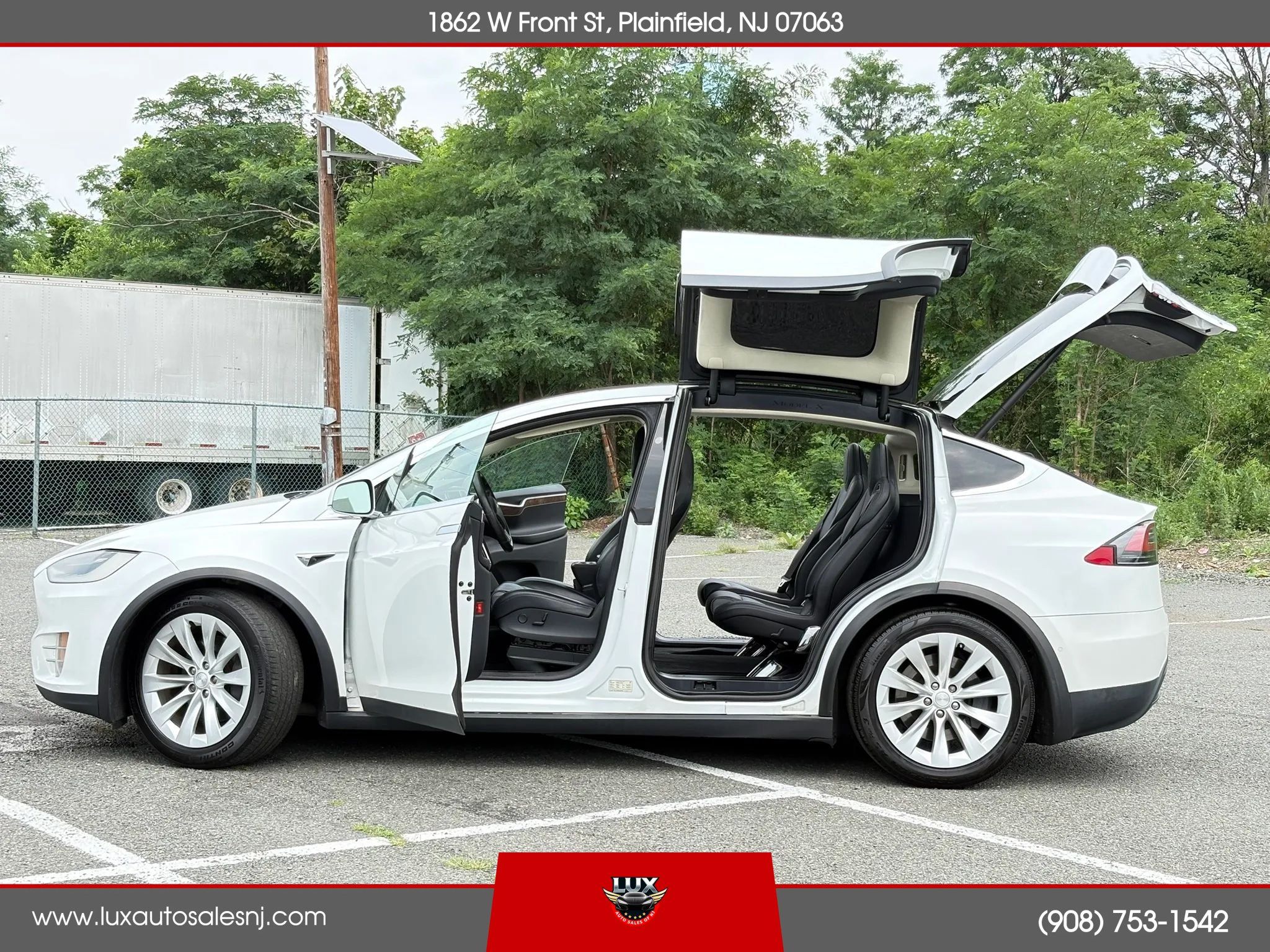 Used 2018 Tesla Model X 100D AWD/4WD image 16