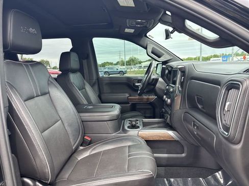 Used 2021 Chevrolet Silverado 1500 High Country AWD/4WD image 19