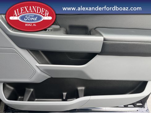 Used 2022 Ford F150 XLT w/ Equipment Group 302A High image 19