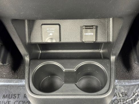 Used 2025 Toyota Sienna XSE w/ XSE Plus Package image 37