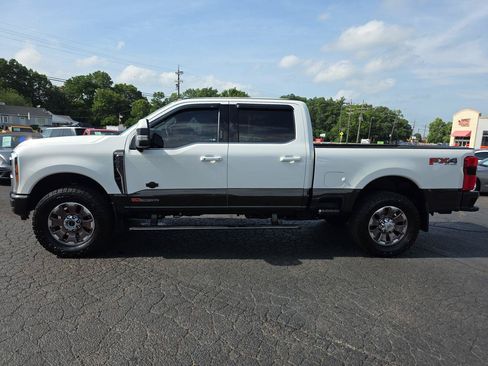 Used 2024 Ford F350 King Ranch w/ FX4 Off-Road Package AWD/4WD image 18