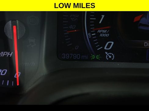 Used 2014 Chevrolet Corvette Stingray Coupe w/ Battery Protection Package RWD image 7