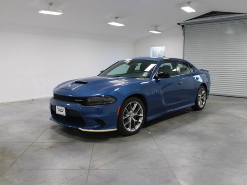 Used 2023 Dodge Charger GT image 4