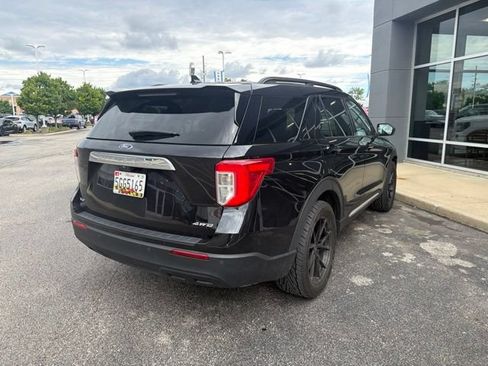 Used 2024 Ford Explorer XLT AWD/4WD image 14