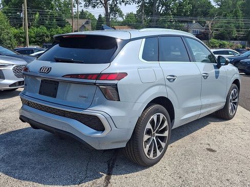 New 2026 Audi Q3 quattro 2.0T AWD/4WD image 4