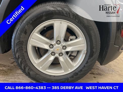 Used 2022 Chevrolet Trax LS w/ Tint and Cruise Package image 40