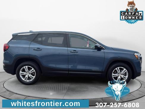 Used 2024 GMC Terrain SLE AWD/4WD image 4