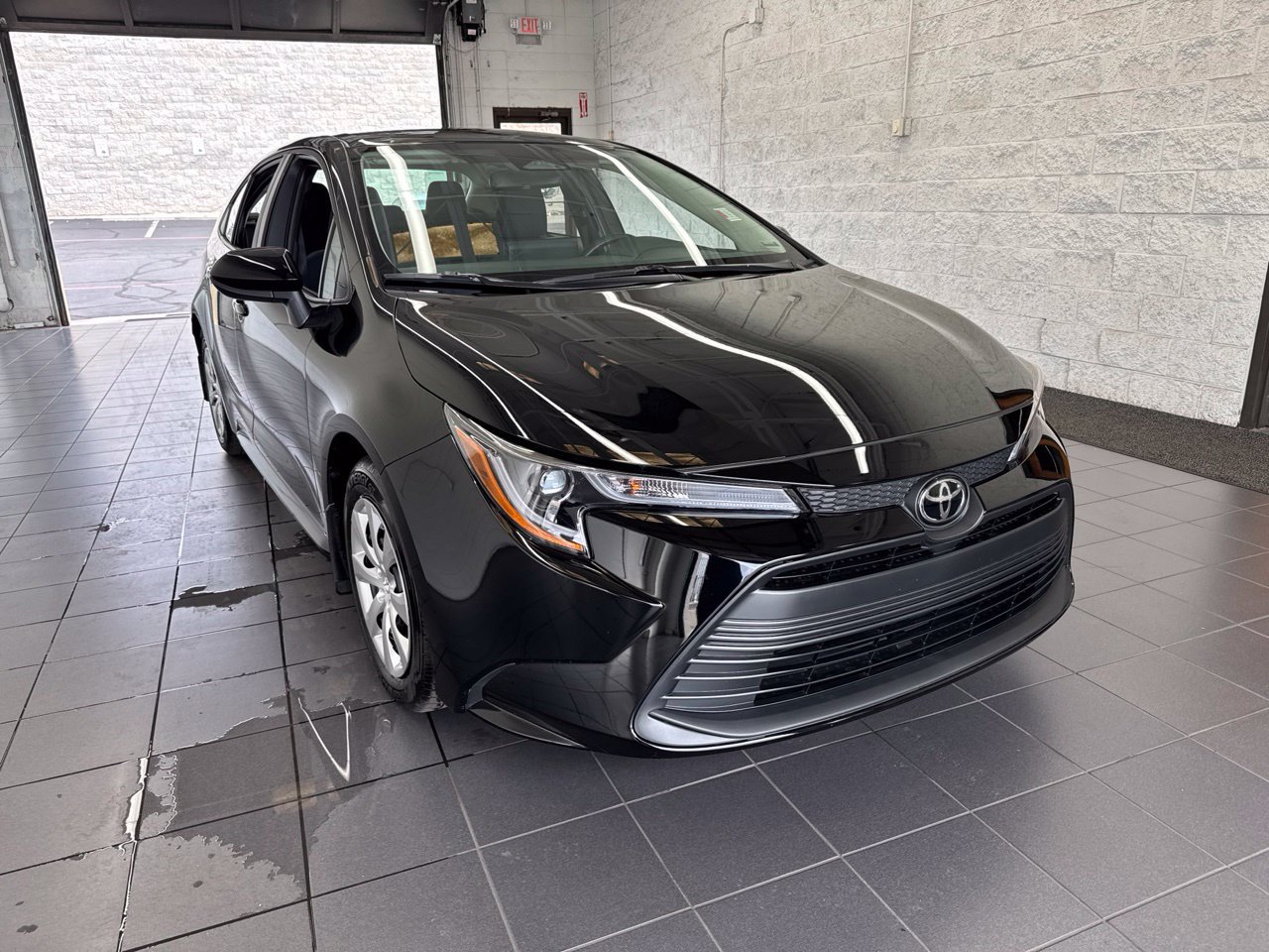 Certified 2026 Toyota Corolla LE FWD image 2