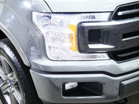 Used 2020 Ford F150 XLT w/ Equipment Group 302A Luxury AWD/4WD image 16