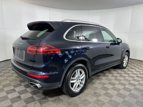 Used 2015 Porsche Cayenne Diesel image 3